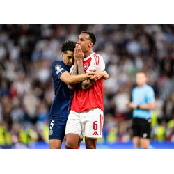 Por favor, não questionem a lealdade dos jogadores do Arsenal